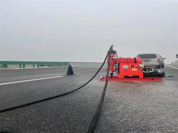 景县马路路基路面开裂下沉注浆加固灌浆